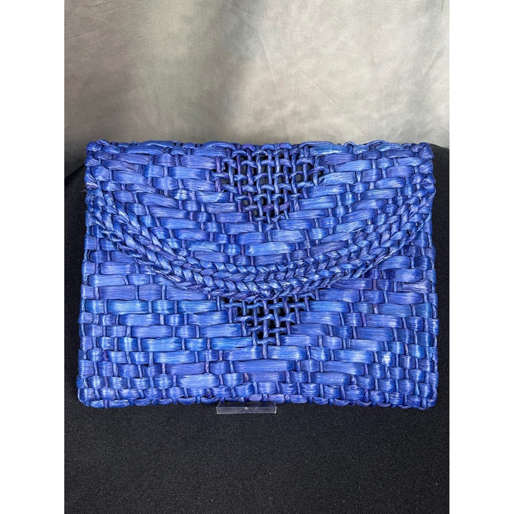 Limited Edition Blue Woven Raffia Straw Floral Lined Magnetic Snap Clutch Bag